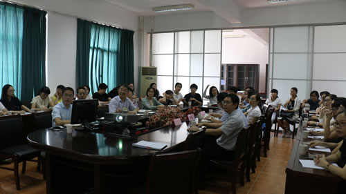 C:Documents and SettingsAdministrator\u684c面\u62a4理学学位点建设暨学院办学定位会议顺利召开0918 .jpg